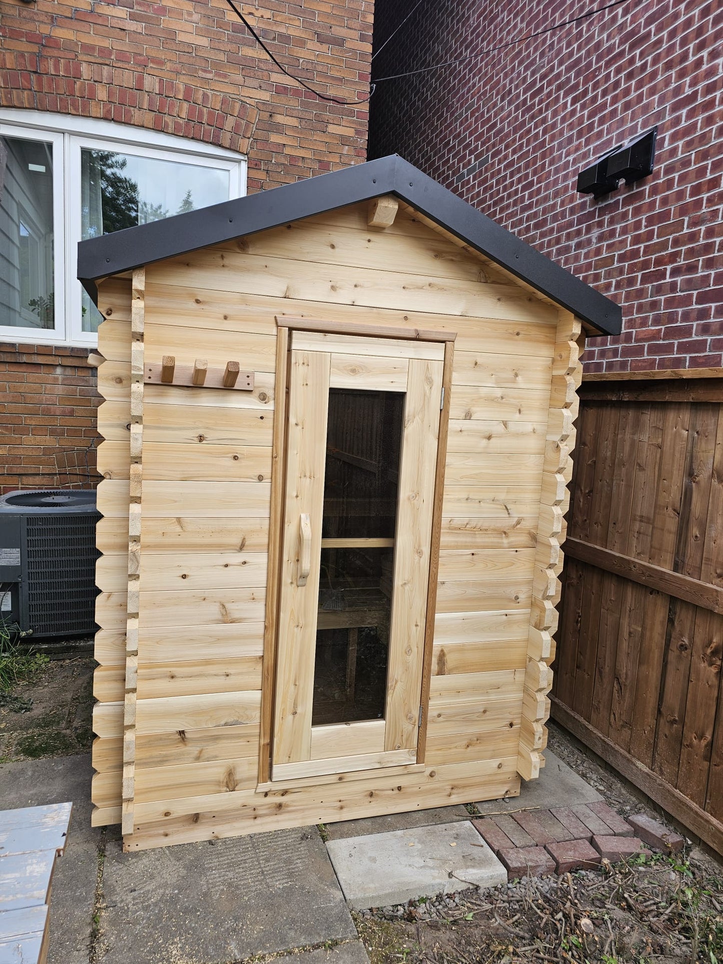 Canadian Timber CT Granby Cabin Outdoor Sauna | Premium Canadian Cedar Outdoor Sauna