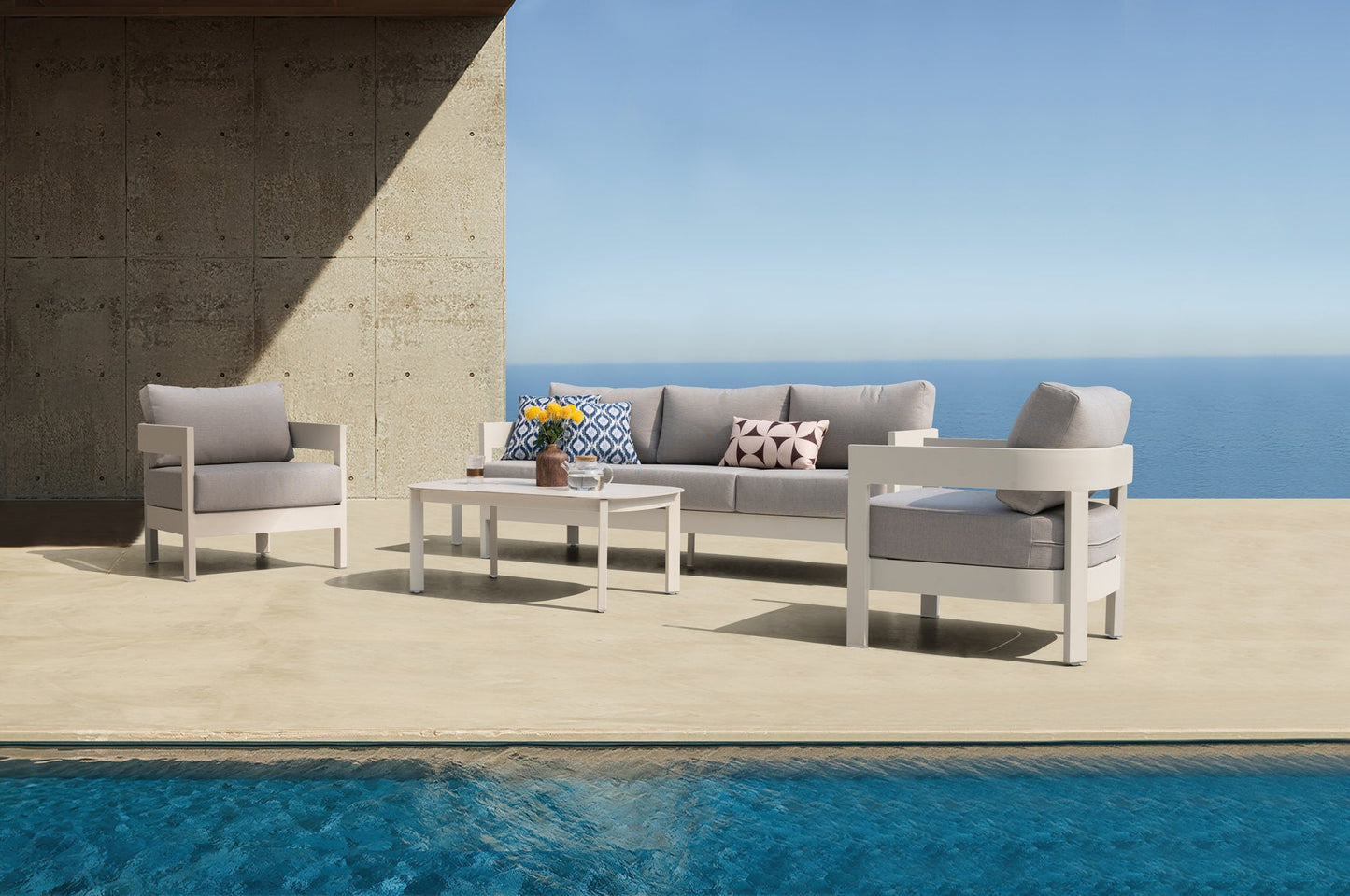 Aconcagua 4-Piece Aluminum Living Room Set